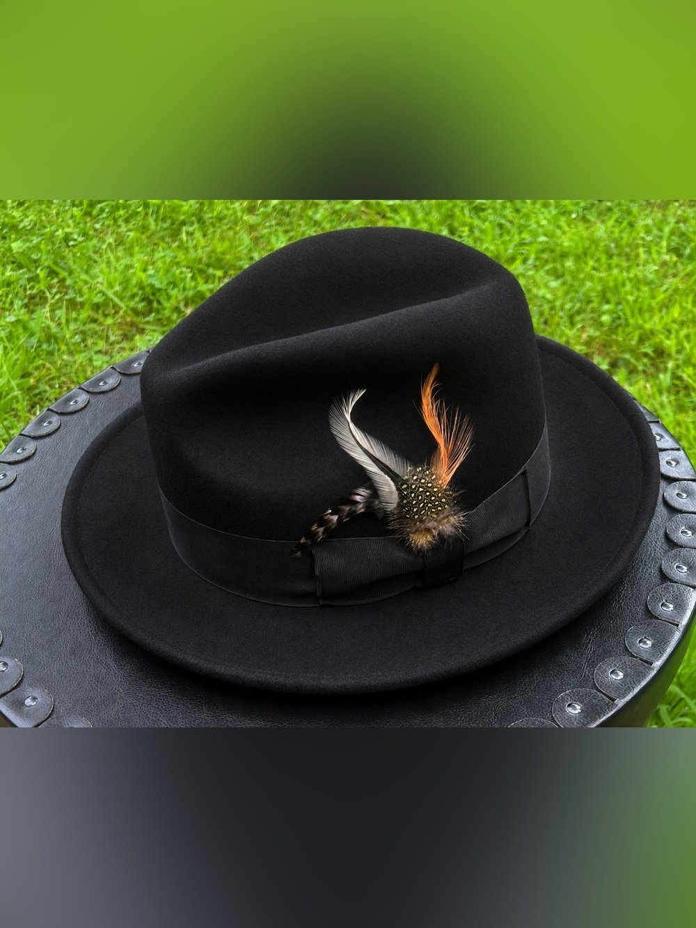 Montique International Black Felt Fedora Hat Size Small Feather Accen